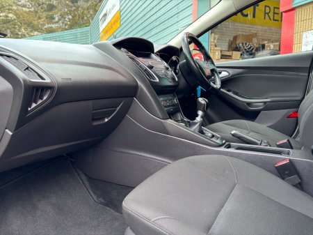 2015 Ford Focus - photo 10