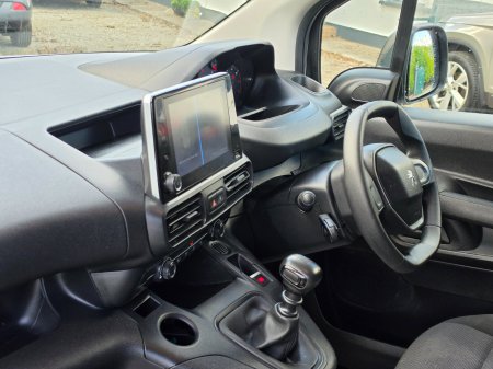2023 Peugeot Partner - photo 8