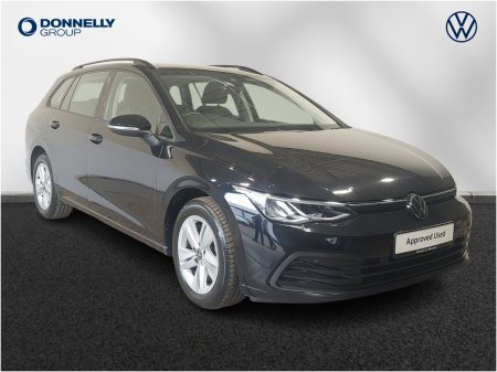 2023 Volkswagen Golf Estate Life