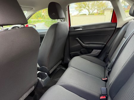 2021 Volkswagen Polo - photo 19