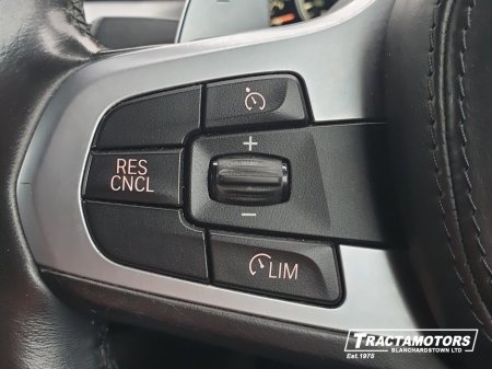 2018 BMW 5-Series - photo 23