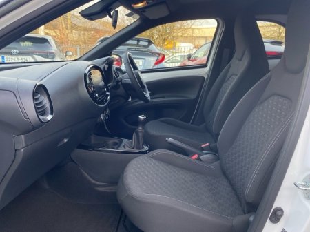 2023 Toyota Aygo X - photo 6