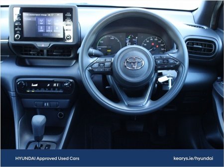2022 Toyota Yaris - photo 4