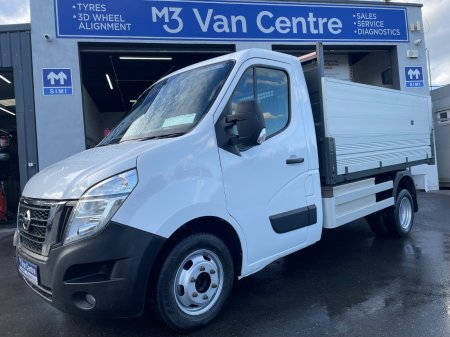 2021 Nissan NV400