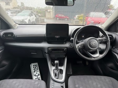 2024 Toyota Yaris - photo 8