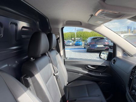 2021 Mercedes-Benz Vito - photo 21