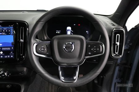2023 Volvo XC40 - photo 18