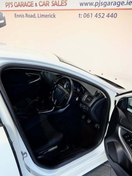 2014 Volvo V40 - photo 8