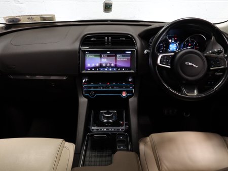 2019 Jaguar F-Pace - photo 14