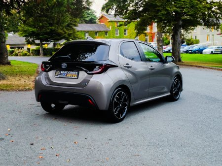 2022 Toyota Yaris - photo 12