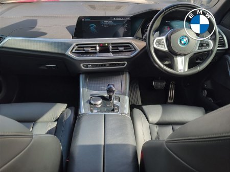 2022 BMW X5 - photo 4