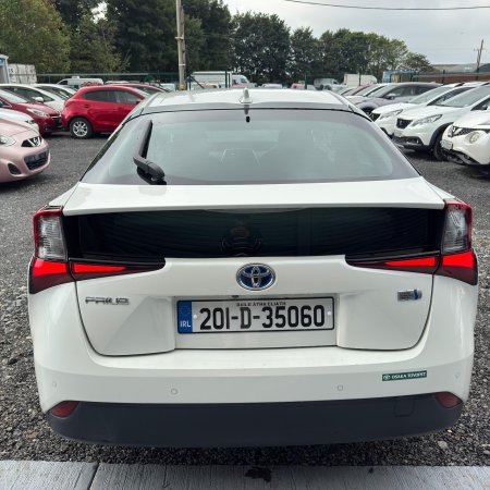 2020 Toyota Prius - photo 8