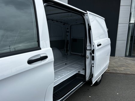 2026 Mercedes-Benz Vito - photo 3