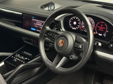 2025 Porsche Cayenne - photo 9