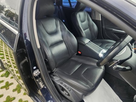 2017 Volvo V60 - photo 23