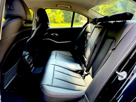 2023 BMW 3-Series - photo 16