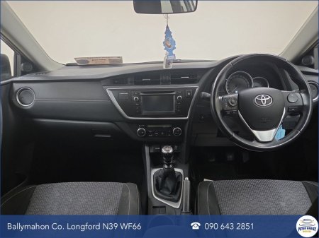 2015 Toyota Auris - photo 11