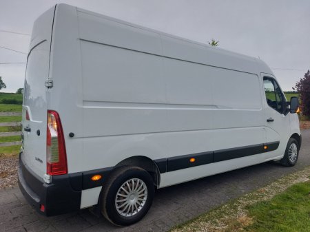 2021 Nissan NV400 - photo 21