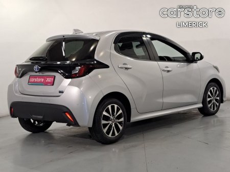 2021 Toyota Yaris - photo 3