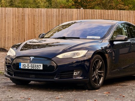 2015 Tesla Model S - photo 5