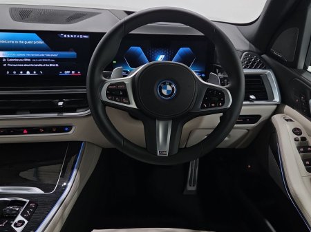 2025 BMW X5 - photo 5