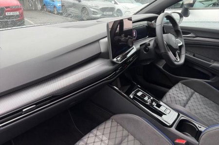 2026 Volkswagen Golf - photo 18