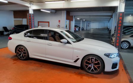2021 BMW 5-Series - photo 9