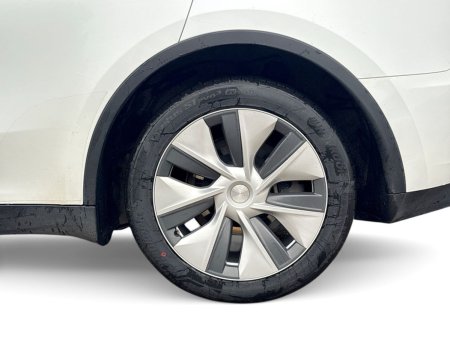 2023 Tesla Model Y - photo 7