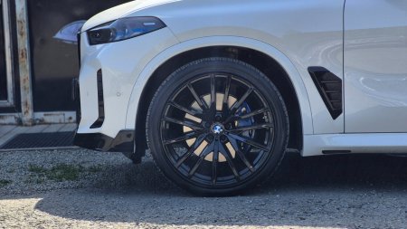 2024 BMW X5 - photo 7