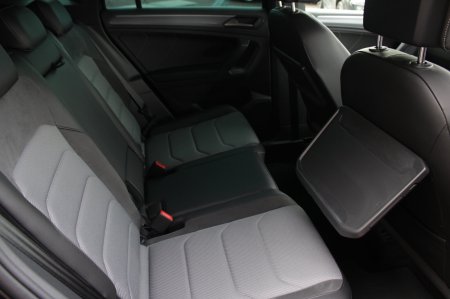 2020 Volkswagen Tiguan - photo 16