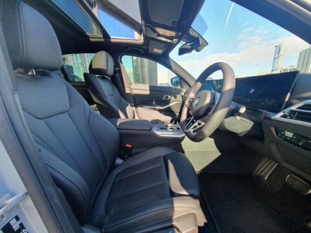 2026 BMW 3-Series - photo 12