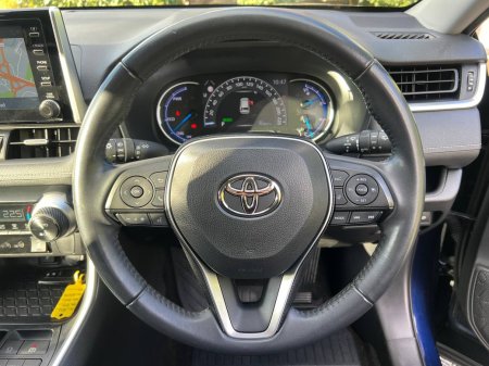 2021 Toyota RAV4 - photo 4