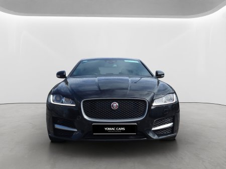 2018 Jaguar XF - photo 3