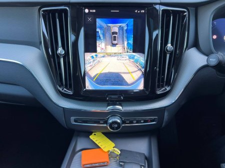 2025 Volvo XC60 - photo 9