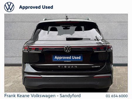 2025 Volkswagen Tiguan - photo 14