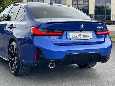2023 BMW 3-Series - photo 22