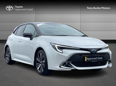 2026 Toyota Corolla 5dr - LUNASPORT - Save EUR 4,500 - VERY LOW KMS - Stunning BiTone - 1.8 Hybrid - Automatic. // Remot