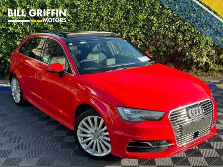 2015 Audi A3 E-TRON S-LINE 1.4 TFSI // BANG & OLUFSEN // S-LINE SPORT INTERIOR // 360 PARKING SENSORS