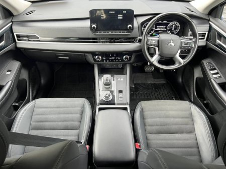 2022 Mitsubishi Outlander - photo 10