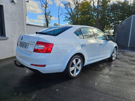 2015 Skoda Octavia - photo 3