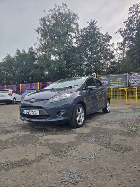 2011 Ford Fiesta - photo 7