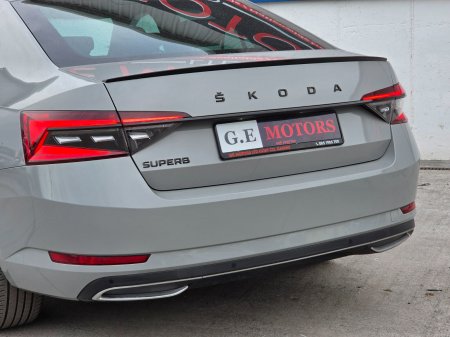 2022 Skoda Superb - photo 11