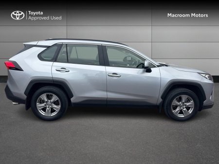 2023 Toyota RAV4 - photo 3
