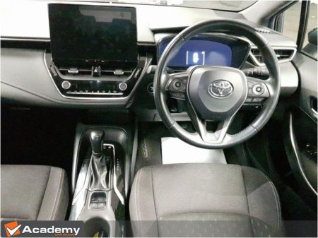2023 Toyota Corolla - photo 2