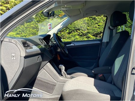 2021 Volkswagen Tiguan - photo 14