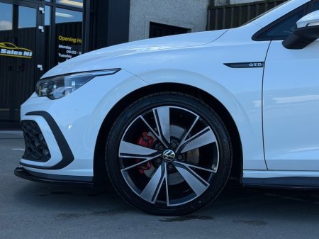 2022 Volkswagen Golf - photo 6