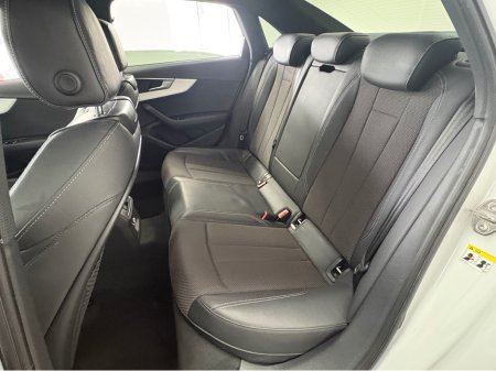 2017 Audi A4 - photo 13