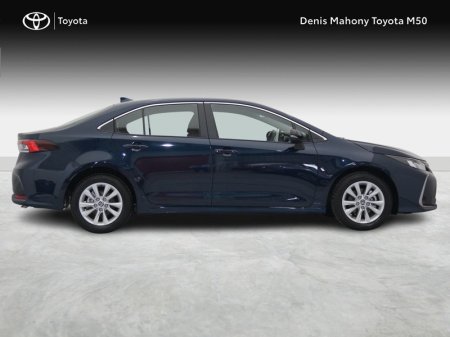 2027 Toyota Corolla - photo 3
