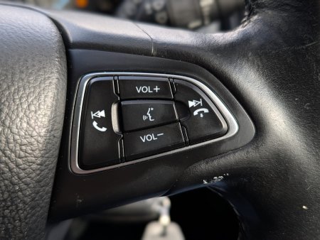 2015 Ford Focus - photo 13