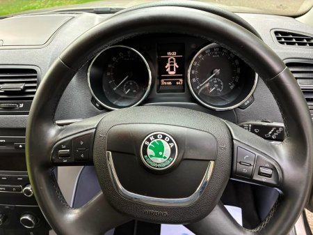 2011 Skoda Yeti - photo 11